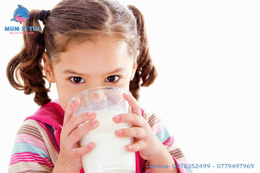 Các thông tin cần biết trước khi cho con sử dụng sữa tăng cân